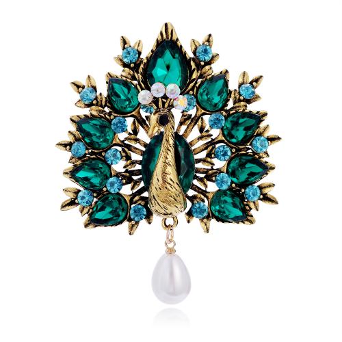 alliage de zinc broche, avec perle de plastique, paon, Placage, Vintage & unisexe & avec strass, couleur or antique, 55x68mm, Vendu par PC